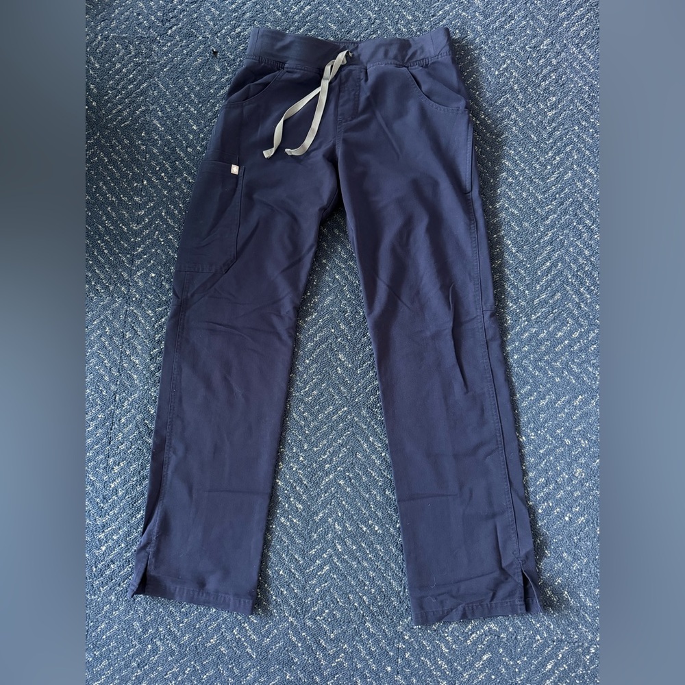 Figs Women’s Kade Navy Scrub Pants